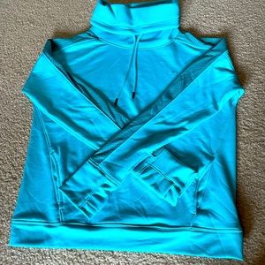 Under Armour Sweatshirt